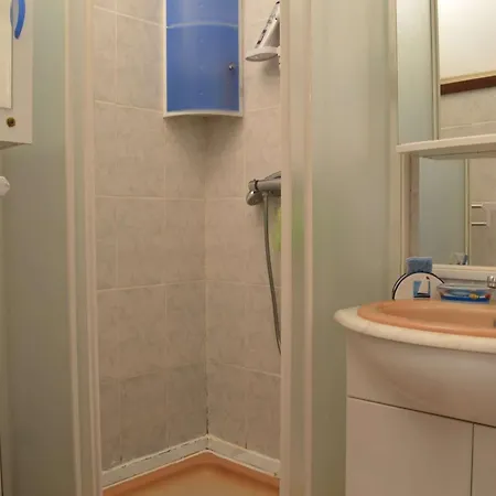 Apartment Studio/cabine 4 Pers. Avec Piscine, Parking Prive, Proche Et Commerces - - Fr-1-225-23 Argeles-sur-Mer
